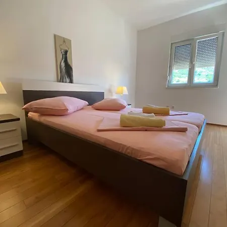 Studio A4 *